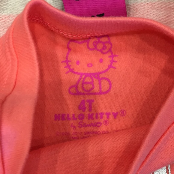 Hello kitty outfit - Picture 3 of 5